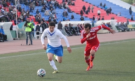 Алибек Сакенов на просмотре в «Иртыше»