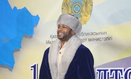Рой Джонс пообещал сочинить песню о Казахстане