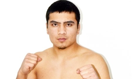 Казахстанский боец Архат Мынбаев проиграл дебютный поединок в M-1 Challenge