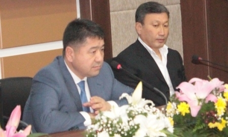 Огая наградили медалью