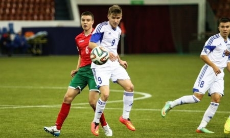 Гладченко отыграл весь матч против болгар