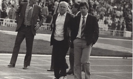 Антон Феч на переднем плане