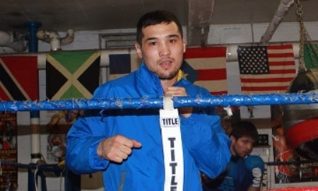 Даурен Елеусинов подписал контракт с менеджером Флойда Мейвезера