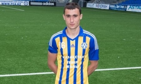 Горячий проходит сборы с «Шахтером»