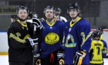 Игроки «Сарыарки» провели мастер-класс для юных хоккеистов