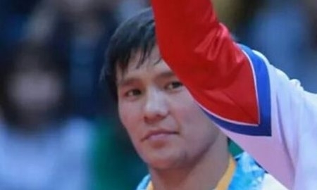 В обновленном мировом рейтинге борцов — 18 казахстанцев