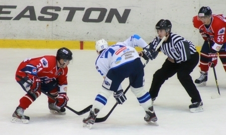 Фоторепортаж с матча МХЛ «Юниор» — «Снежные Барсы» 1:9