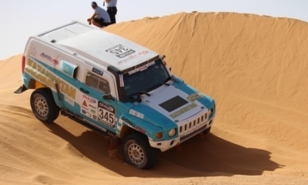 Казахстанский экипаж финишировал первым в своем зачете на Africa Eco Race-2015