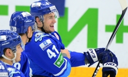 Фоторепортаж с матча КХЛ «Барыс» — «Автомобилист» 4:1