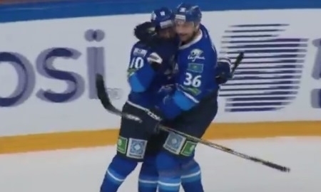 Первый гол Никиты Михайлиса в КХЛ