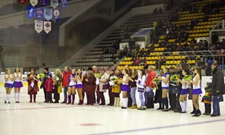 В Усть-Каменогорске чествовали родителей чемпионов молодежного мирового первенства в Дунайвароше