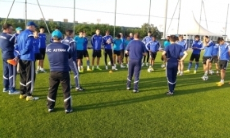 «Астана» возобновила тренировки