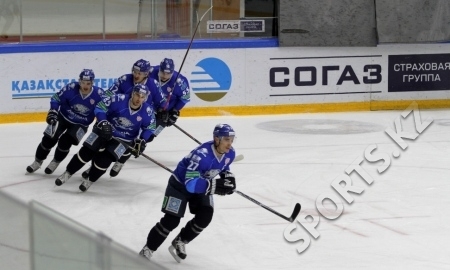 Фоторепортаж с двусторонки «Барыса»