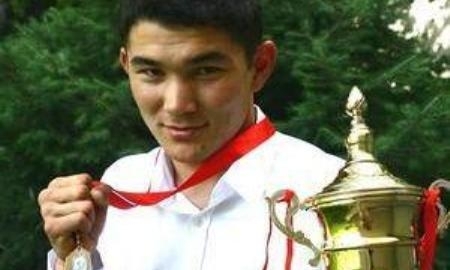 Айдар Шарибаев: «В бою с Мюрреем успех будет за Головкиным»