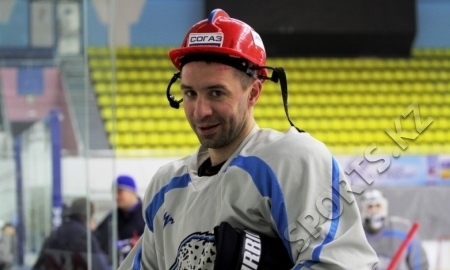 Фоторепортаж с тренировки «Барыса»