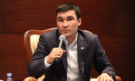 Серик Сапиев: «Головкин обязательно выиграет у Мюррея»
