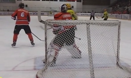 Видеосюжет о матче ВХЛ «Ермак» — «Сарыарка» 2:4 