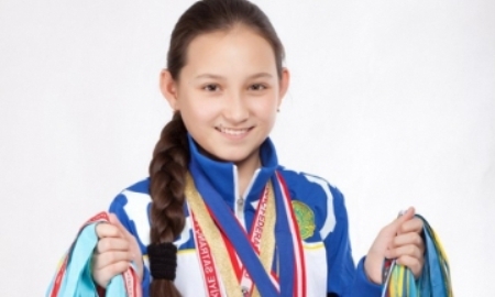 Жансая Абдумалик проведет сеанс одновременной игры с алматинцами