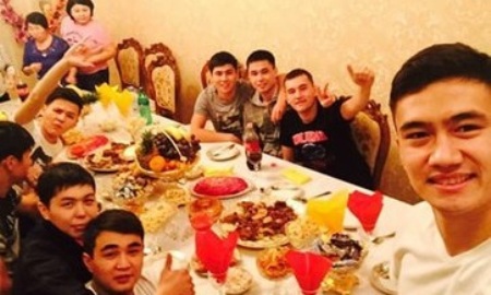 Новогодние фото звезд казахстанского спорта