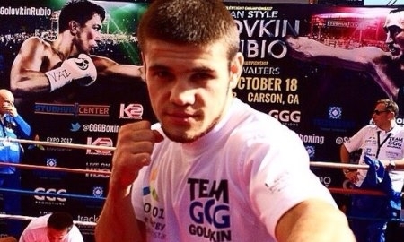 Руслан Мадиев нокаутировал Сезара Мартинеса