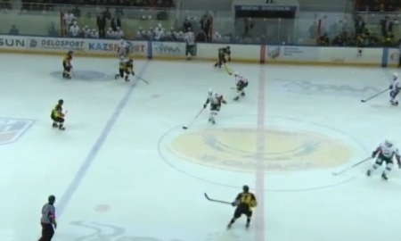 Видео матча ВХЛ «Сарыарка» — «Барс» 3:2