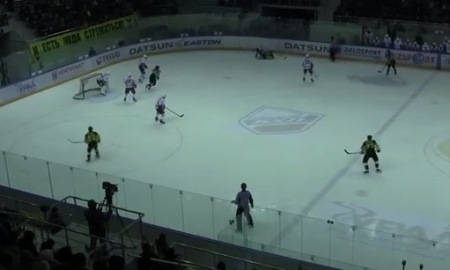 Видеообзор матча ВХЛ «Сарыарка» — «Барс» 3:2