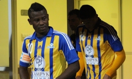 «Астана» минимально уступила «Локомотиву»