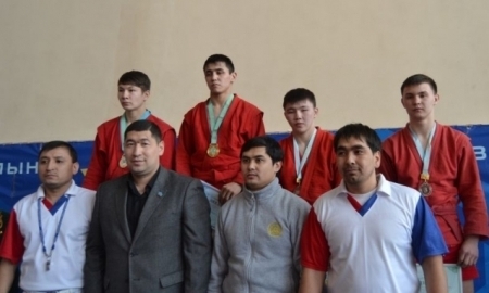 В СКО свыше 300 спортсменов боролись за звание победителя на чемпионате РК по самбо
