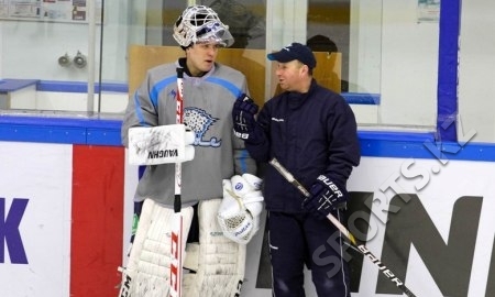 Фоторепортаж с тренировки «Барыса»