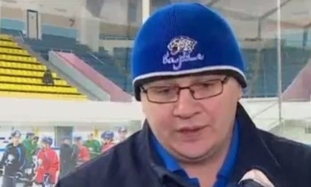 Хоккейный клуб «Барыс» провел открытую тренировку