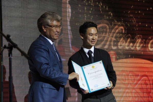 Денис Тен: «Трудимся во благо Казахстана»