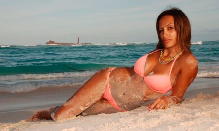 На ком женаты футболисты сборной Казахстана