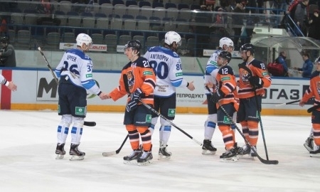 Фоторепортаж с матча КХЛ «Амур» — «Барыс» 3:5