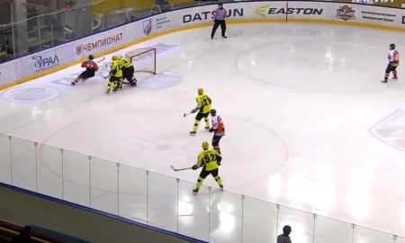 Видео матча ВХЛ «Спутник» — «Сарыарка» 2:1