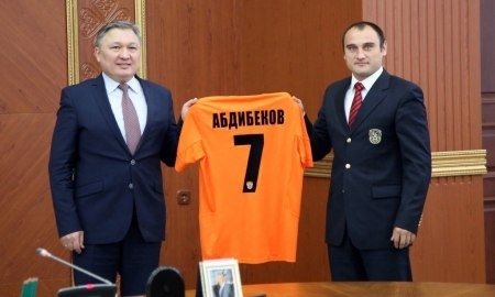 Фоторепортаж со встречи ФК «Шахтер» с акимом области