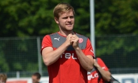 Игрок сборной Казахстана Генрих Шмидтгаль вновь приступил к тренировкам