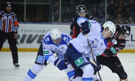 Отчет о матче плей-офф КХЛ «Авангард» — «Барыс» 2:0