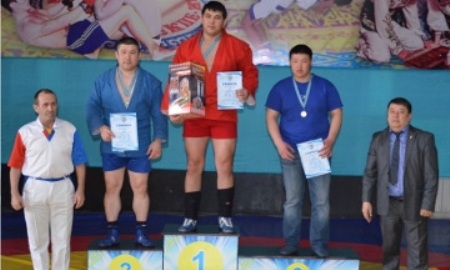 В Петропавловске выбрали лучшего самбиста среди полицейских