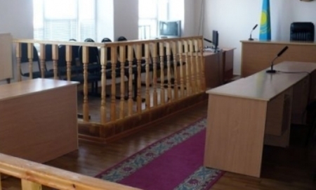 Осужденным за хищения бывшим руководителям волейбольной команды «Атырау» смягчили приговор