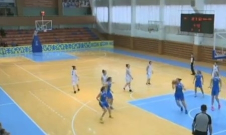 Казахстанские баскетболистки сразились в IV туре чемпионата страны