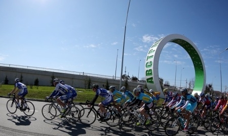 Казахстанцы выступили на гоночной неделе в Сочи