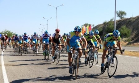 В Шымкенте стартовал зимний чемпионат РК по шоссейному велоспорту