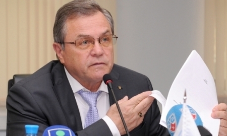 Владимир Шалаев: «Некоторым игрокам „Барыса“ пора на пенсию»