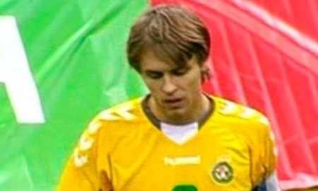 Жулпа сыграл с Англией