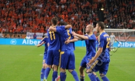 Стартовые составы сборных Казахстана и Исландии