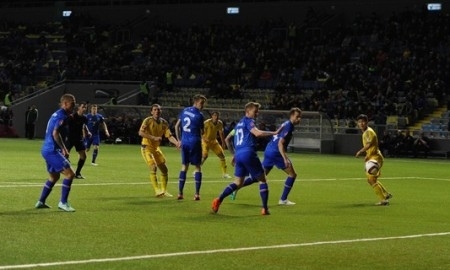 Матч Казахстан — Исландия посетили 13 182 зрителя