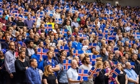 «Казахстан отстает от современного футбола лет на 15». Мнения исландских болельщиков после матча Казахстан — Исландия