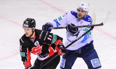 Фоторепортаж с матча КХЛ «Авангард» — «Барыс» 0:2