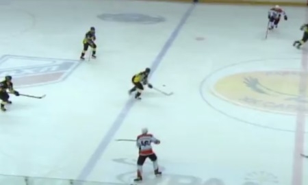 Видео матча плей-офф ВХЛ «Сарыарка» — «Ермак» 2:1 ОТ