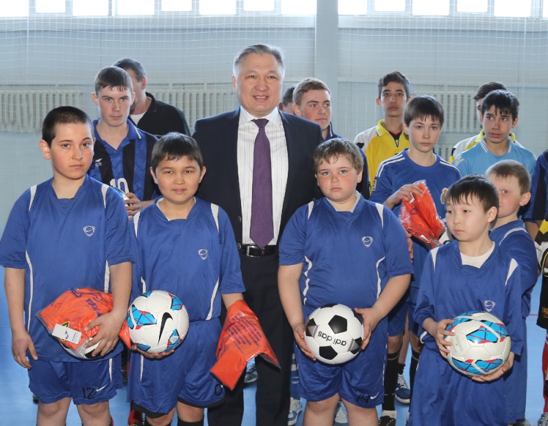 В Карагандинской области открылся новый физкультурно-оздоровительный комплекс